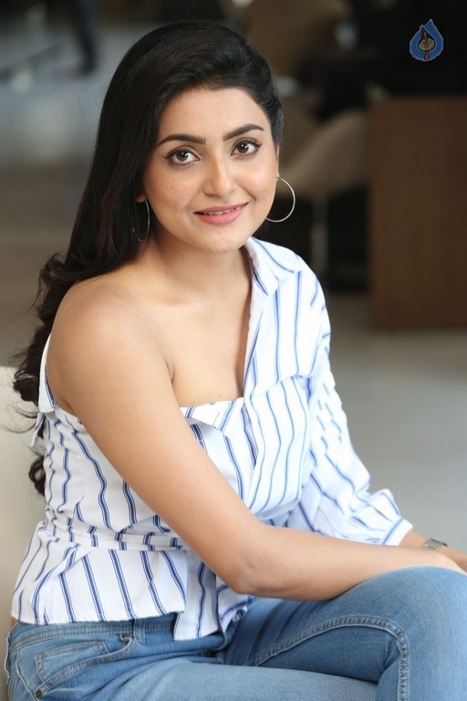 Avantika Mishra Latest Photos - 2 / 63 photos