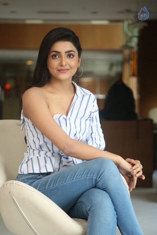 Avantika Mishra Latest Photos - 51 / 63 photos