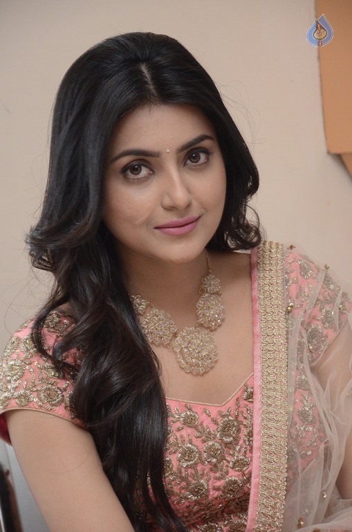 Avantika Mishra New Photos - 64 / 82 photos