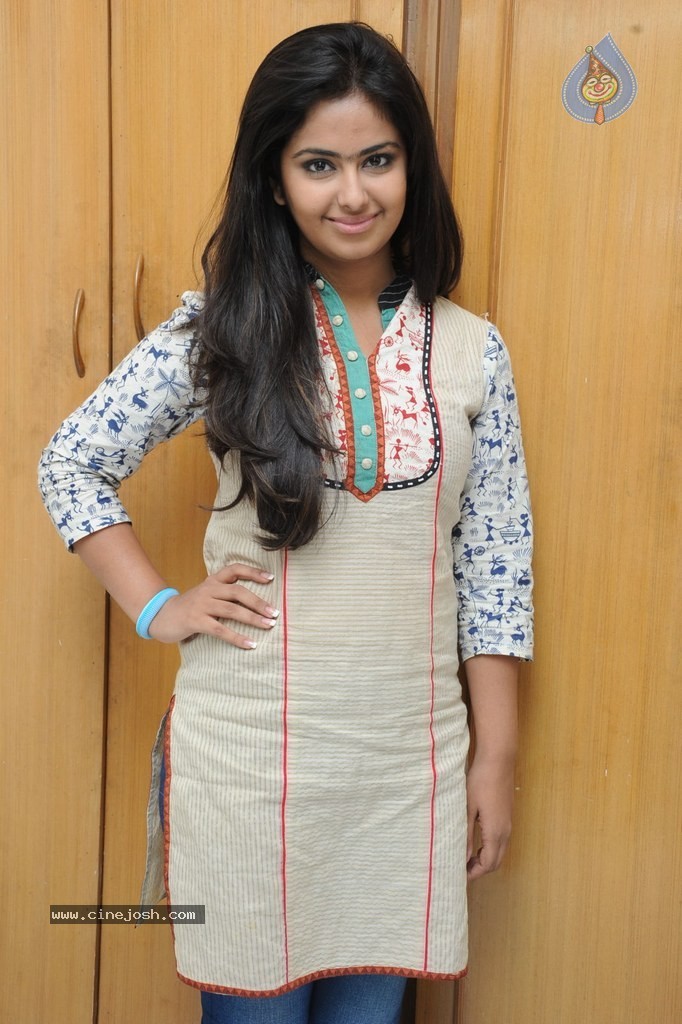 Avika Gor Gallery - 42 / 81 photos