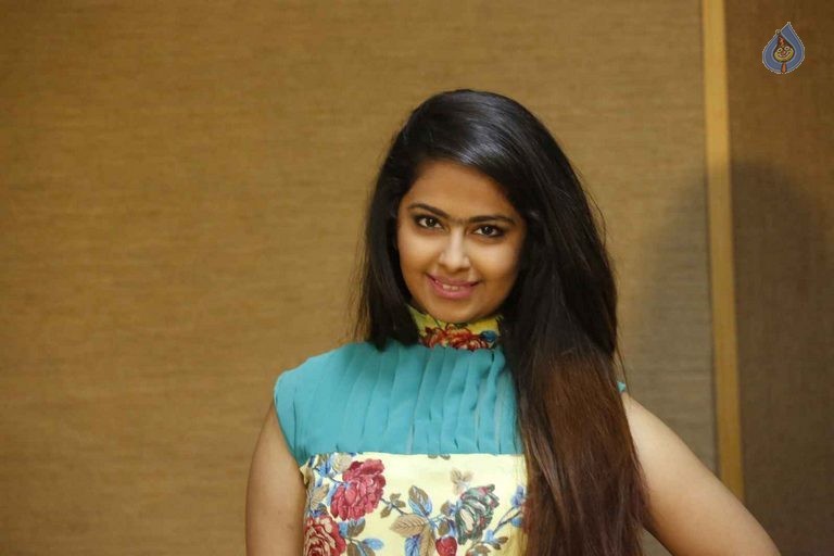 Avika Gor Latest Pics - 21 / 61 photos