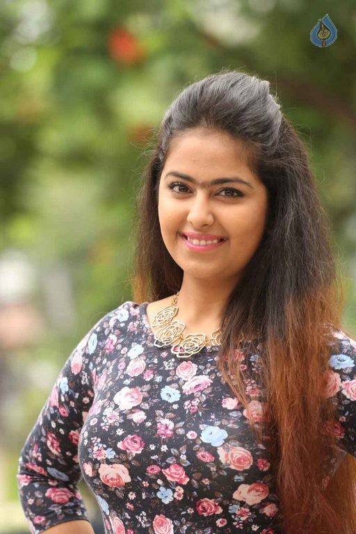 Avika Gor New Photos - 25 / 42 photos