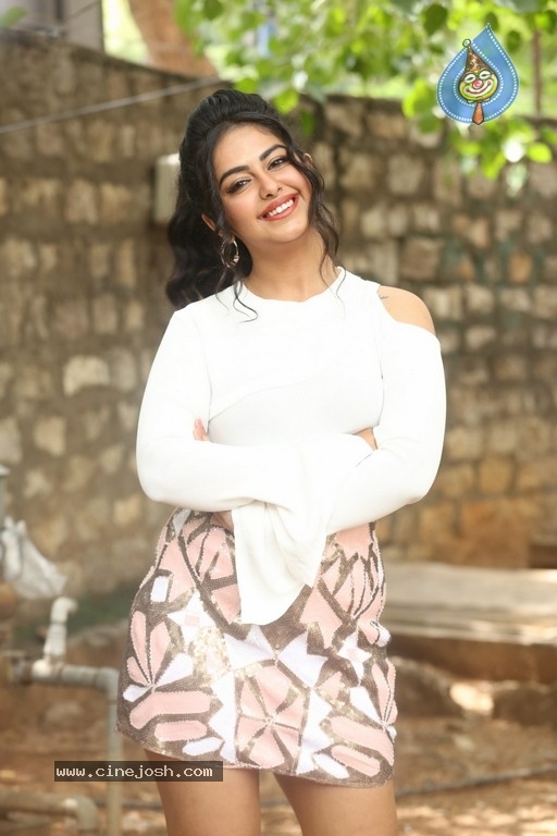 Avika Gor Photos - 1 / 21 photos