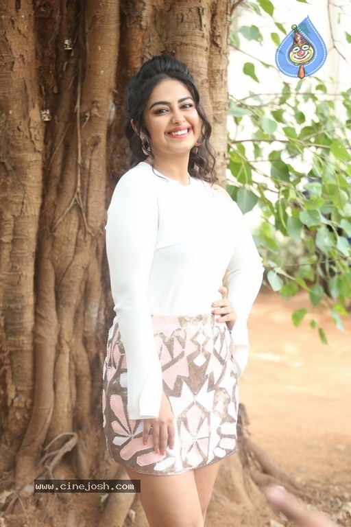 Avika Gor Photos - 15 / 21 photos