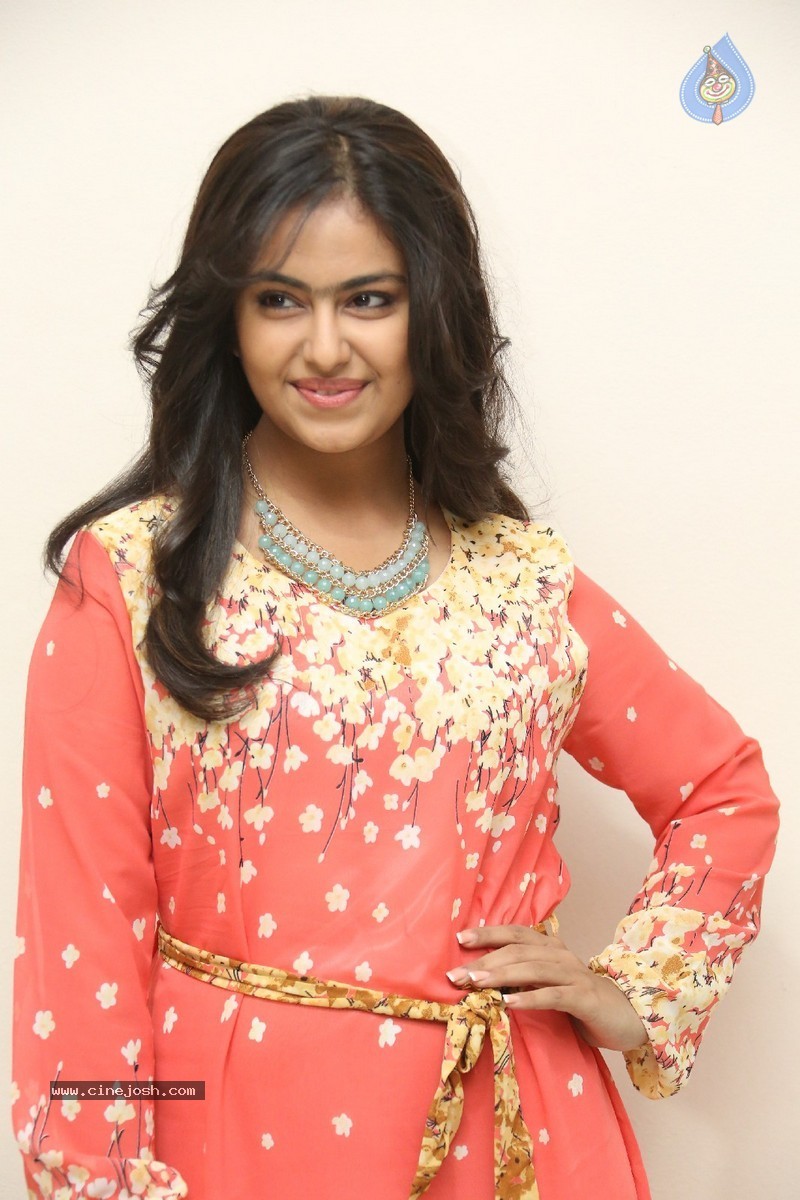 Avika Gor Stills - 27 / 112 photos