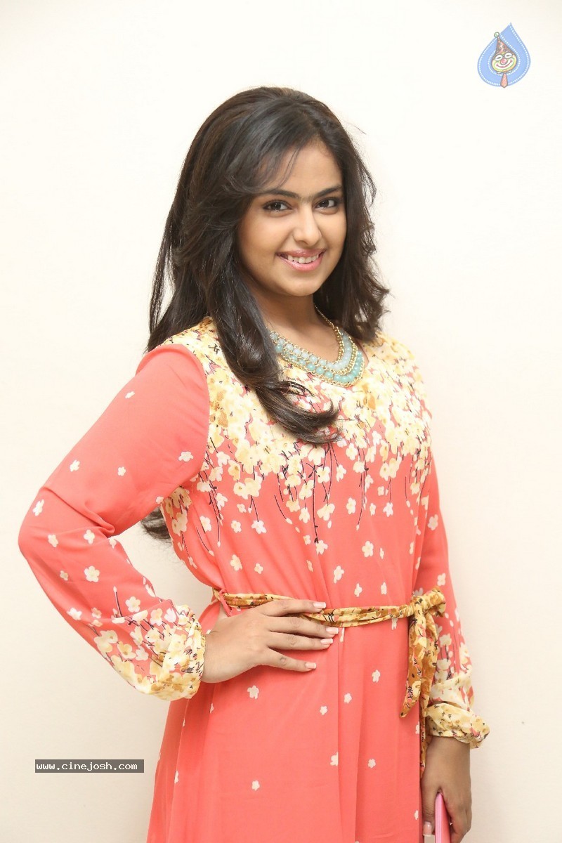 Avika Gor Stills - 63 / 112 photos