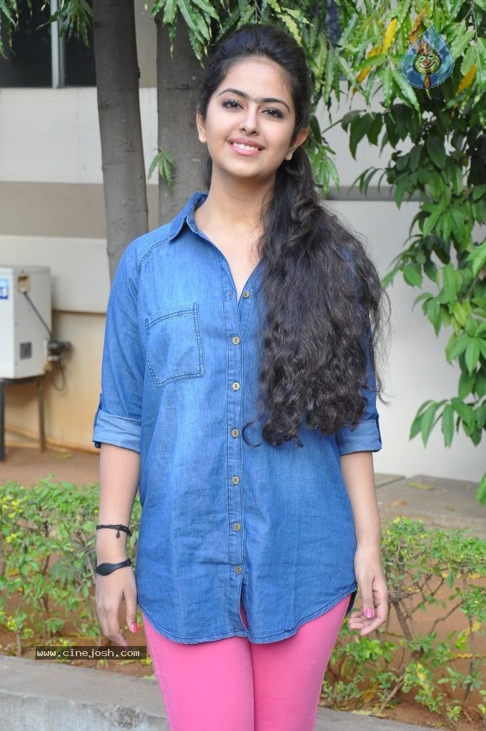Avika Latest Stills - 30 / 89 photos