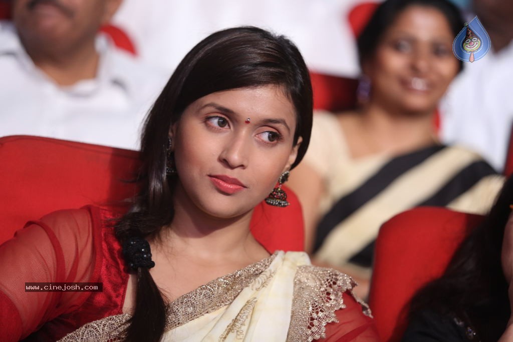 Barbie Chopra New Stills - 13 / 90 photos
