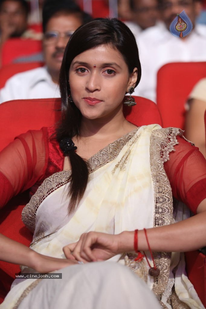 Barbie Chopra New Stills - 23 / 90 photos