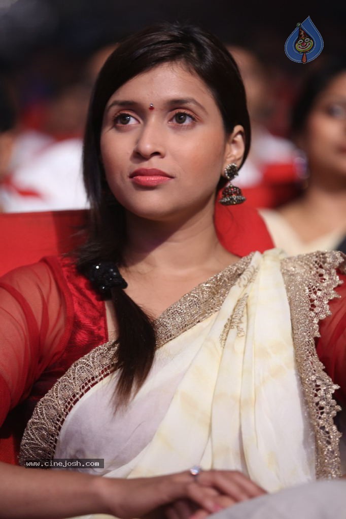 Barbie Chopra New Stills - 38 / 90 photos
