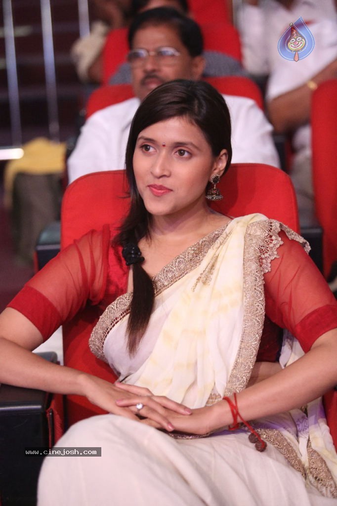 Barbie Chopra New Stills - 45 / 90 photos