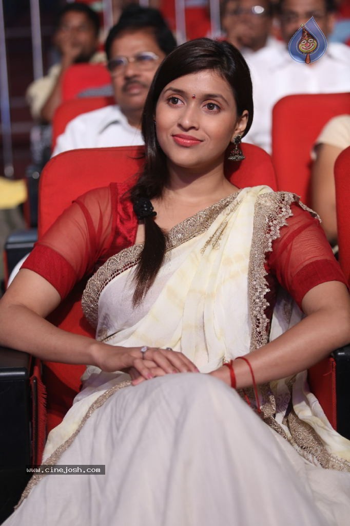 Barbie Chopra New Stills - 48 / 90 photos