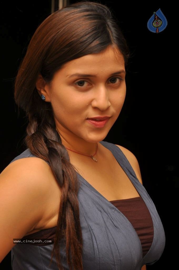 Barbie Handa New Photos - 9 / 46 photos