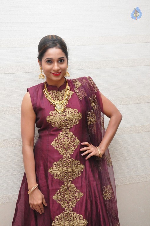 Bhanu Priya Pics - 8 / 21 photos