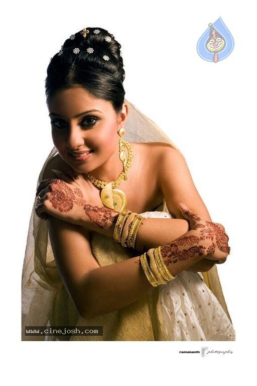 Bhanu Sree Mehra Latest Pictures  - 10 / 24 photos