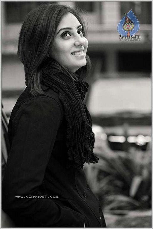Bhanu Sree Mehra Latest Pictures  - 14 / 24 photos