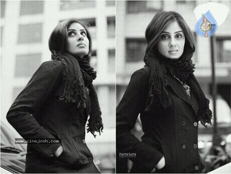 Bhanu Sree Mehra Latest Pictures  - 16 / 24 photos
