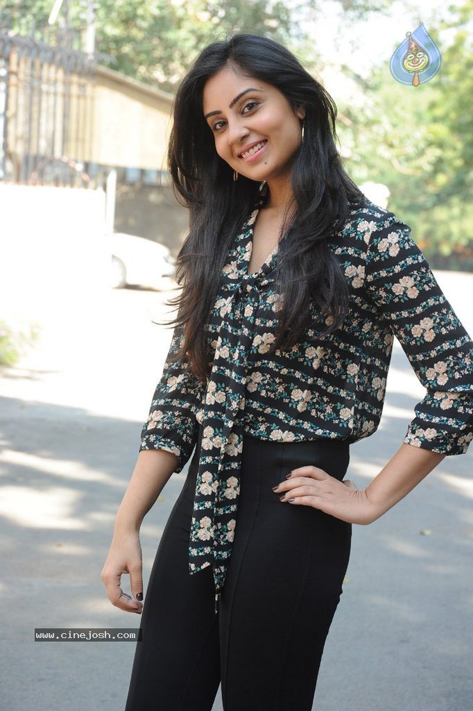 Bhanu Sri Mehra Latest Photos - 41 / 112 photos