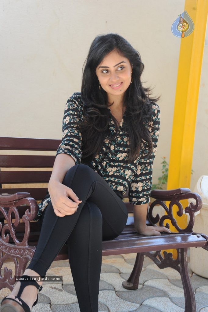 Bhanu Sri Mehra Latest Photos - 82 / 112 photos