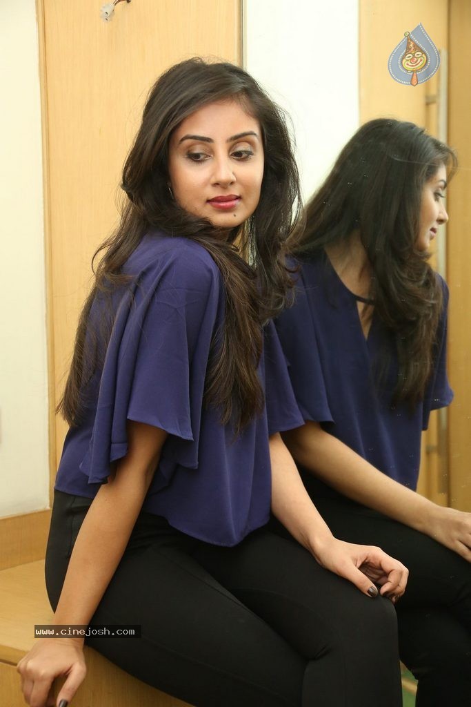 Bhanu Sri Mehra Latest Photos - 25 / 109 photos