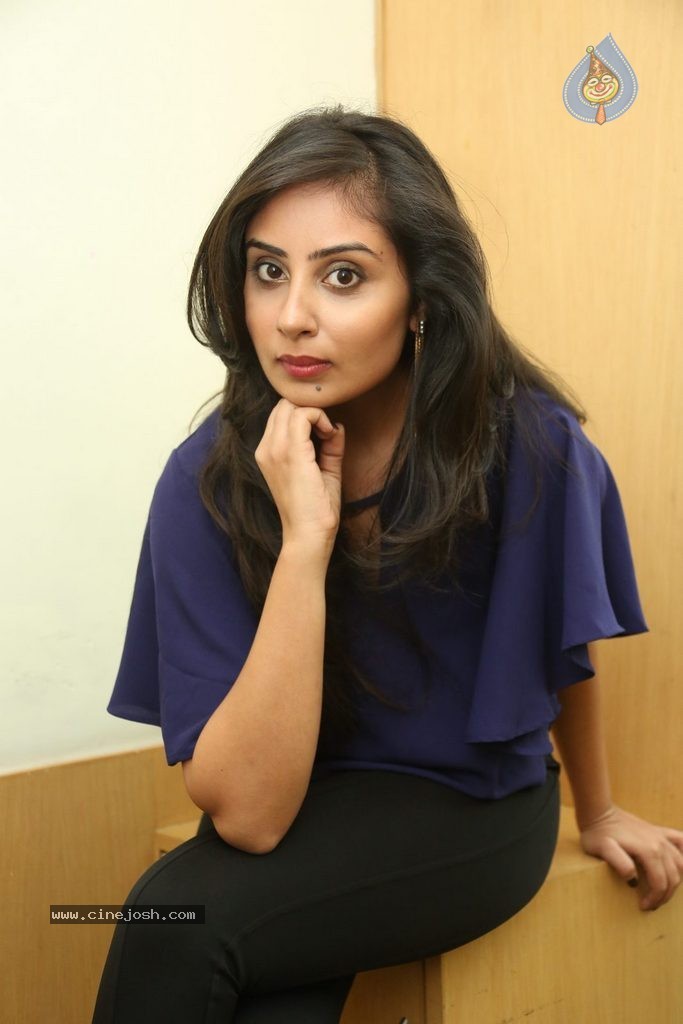 Bhanu Sri Mehra Latest Photos - 42 / 109 photos