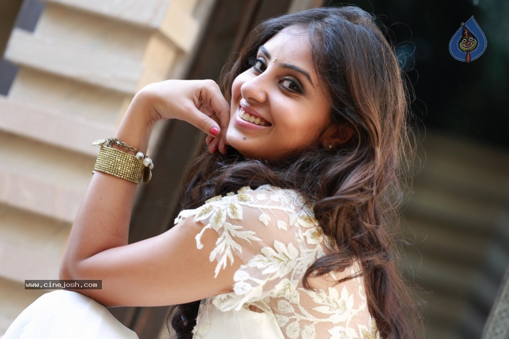 Bhanu Sri Mehra New Photos - 24 / 68 photos