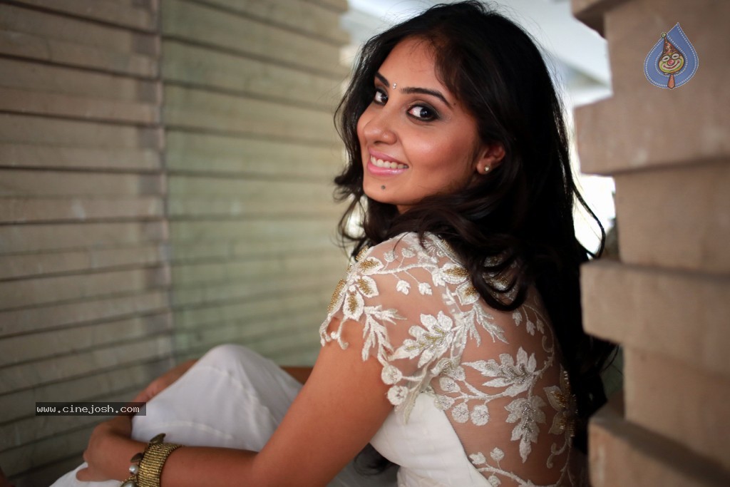 Bhanu Sri Mehra New Photos - 31 / 68 photos