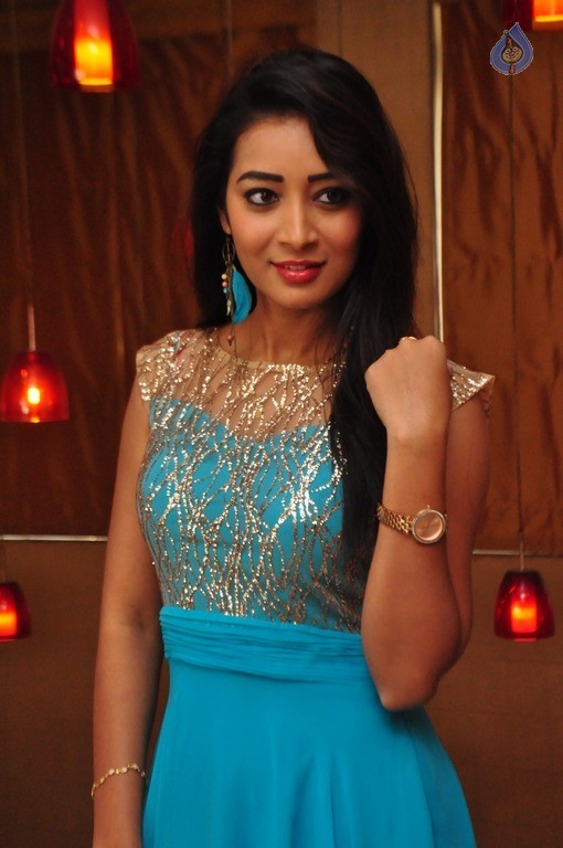 Bhanu Tripathi New Photos - 33 / 42 photos