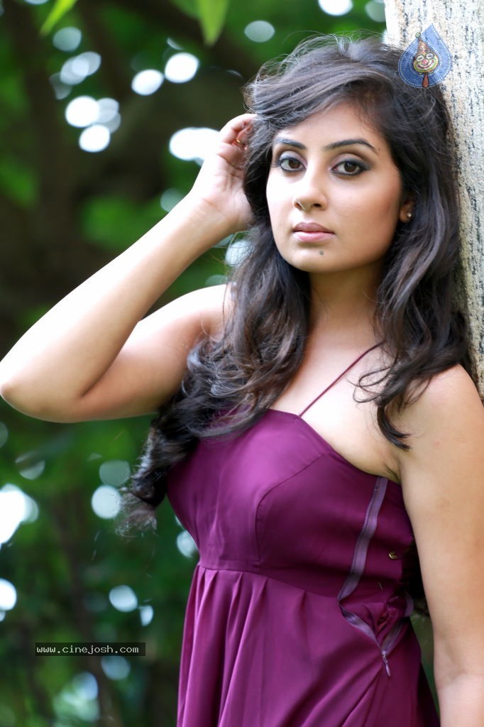 Bhanusri Mehra Hot Stills - 1 / 134 photos