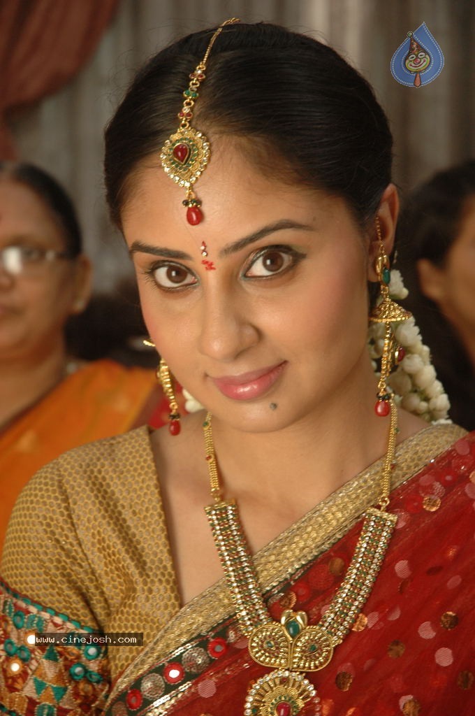 Bhanusri Mehra Latest Stills - 30 / 35 photos