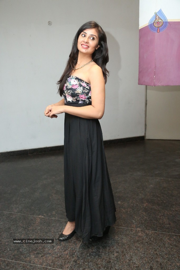 Bhanusri Mehra New Stills - 17 / 89 photos