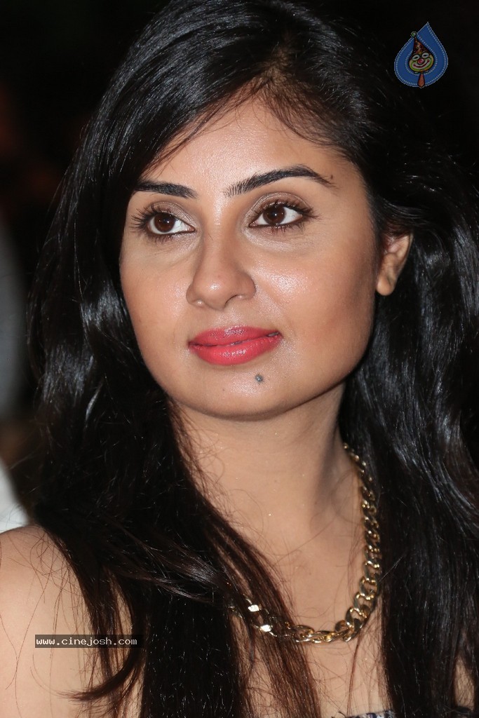 Bhanusri Mehra New Stills - 32 / 89 photos