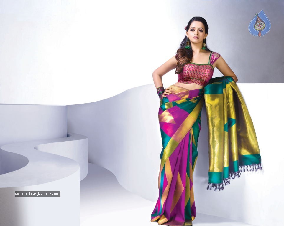 Bhavana Wallpapers - 9 / 9 photos