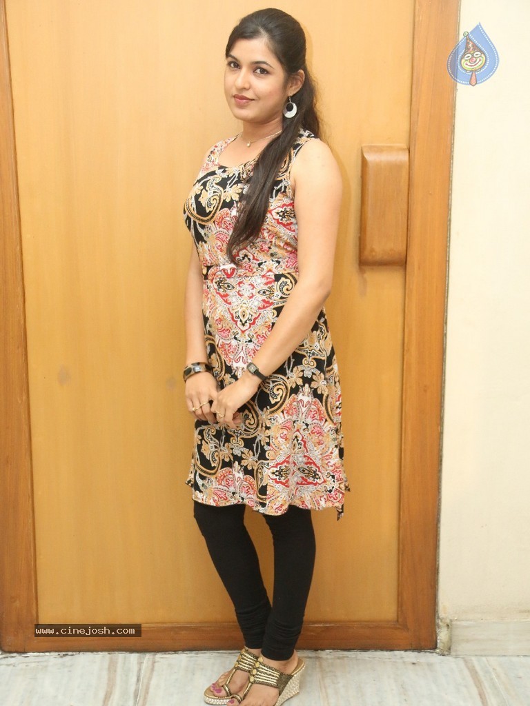 Bhavani Agarwal Latest Photos - 22 / 65 photos