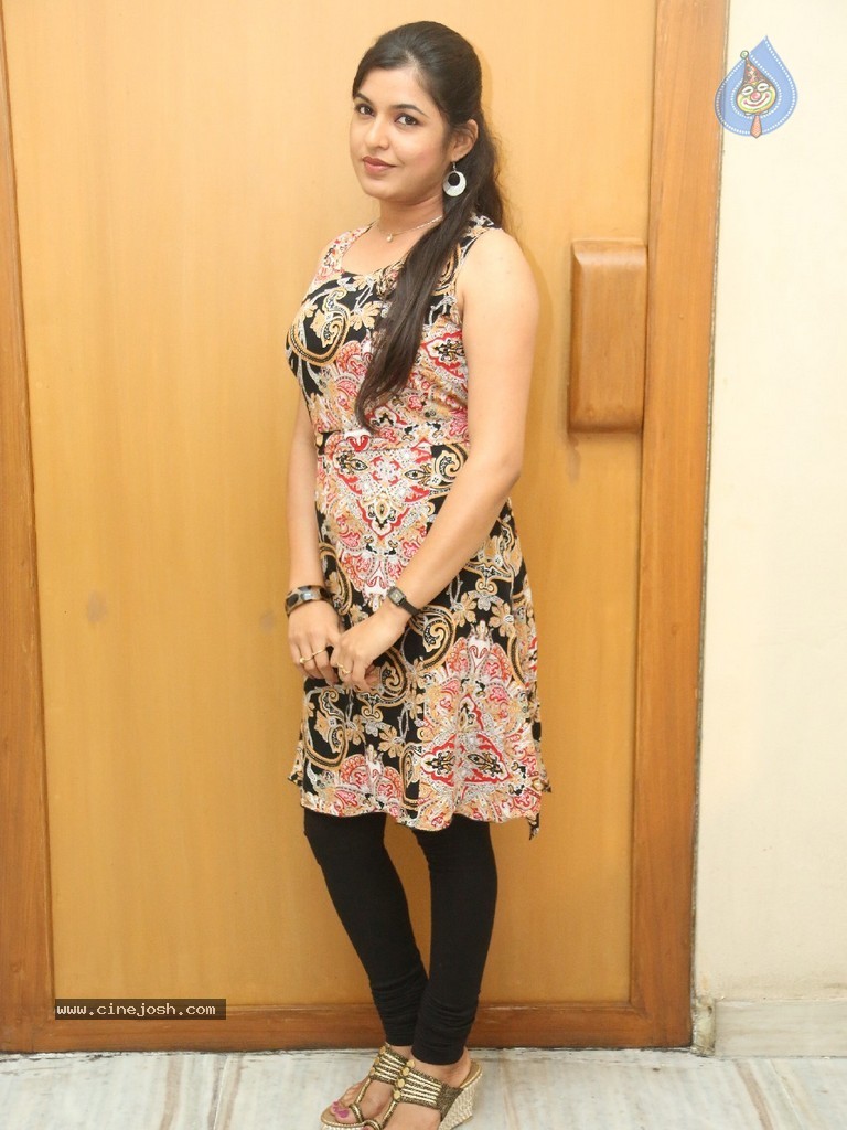 Bhavani Agarwal Latest Photos - 29 / 65 photos