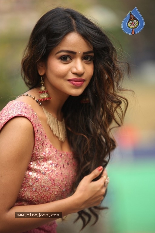 Bhavya Sree New Images - 6 / 18 photos