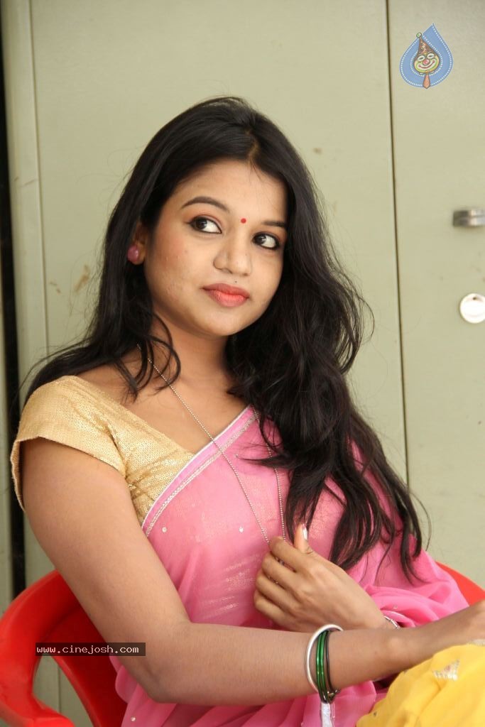 Bhavya Sri New Stills - 31 / 115 photos