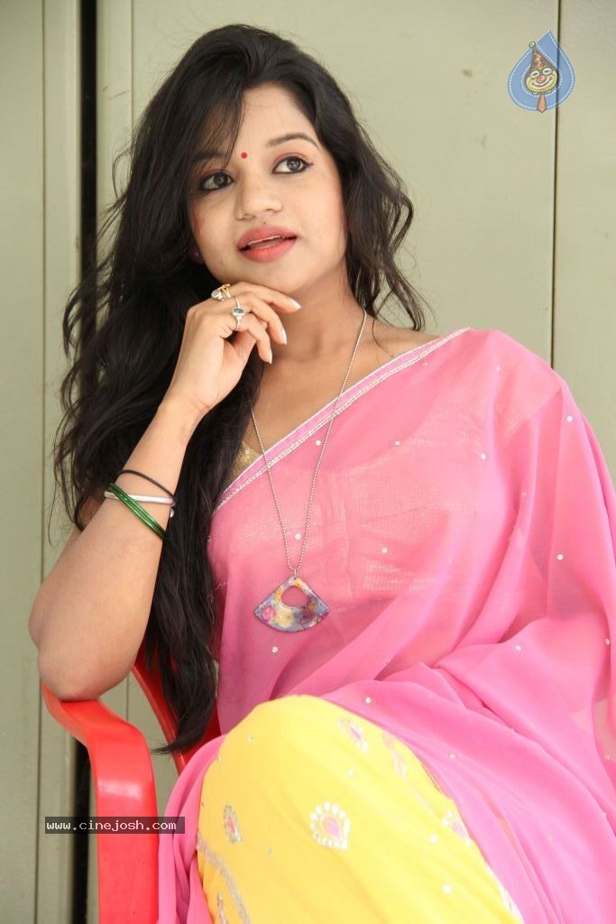 Bhavya Sri New Stills - 51 / 115 photos