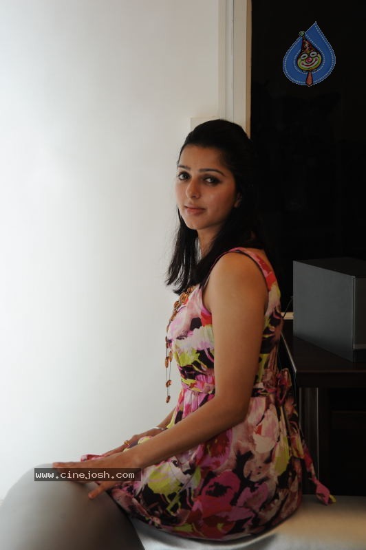 Bhoomika Stills In Yagam Movie - 42 / 57 photos