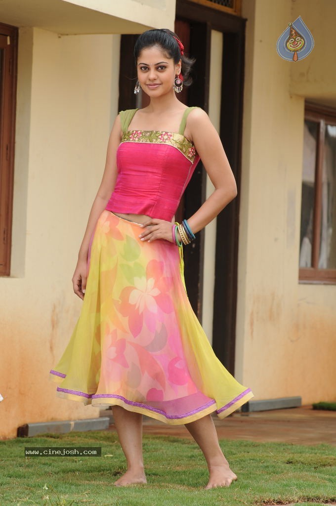 Bindu Madhavi Latest Stills - 1 / 50 photos