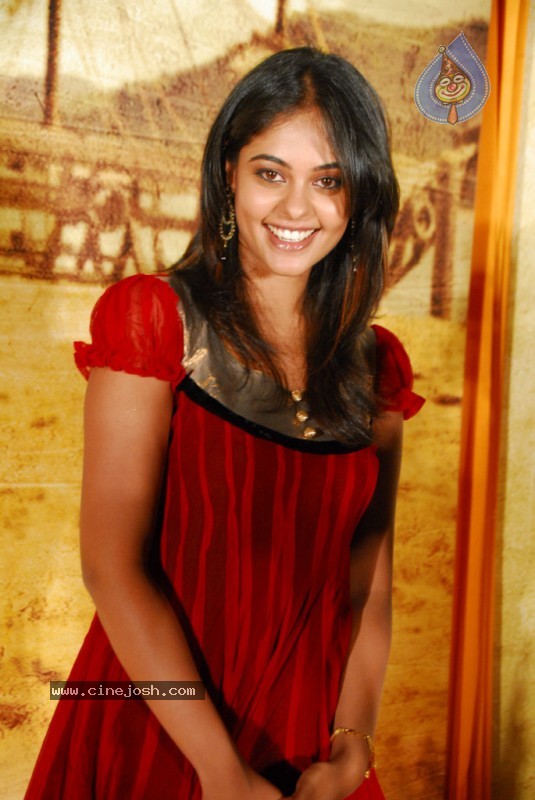  Bindu Madhavi Latest  Gallery - 37 / 41 photos