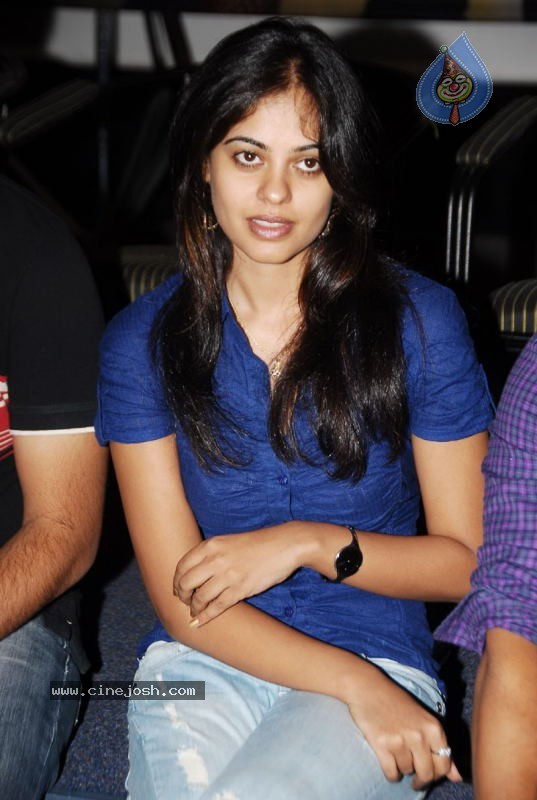 Bindu Madhavi  New Gallery - 9 / 36 photos