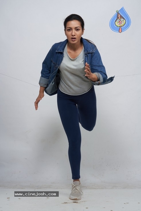 Catherine in Vadaladu Movie - 20 / 42 photos