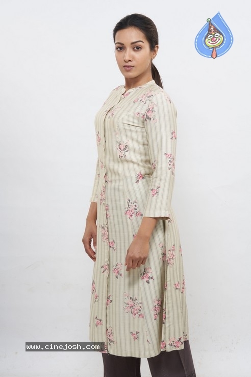 Catherine in Vadaladu Movie - 24 / 42 photos