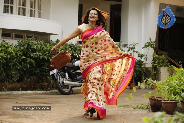 Catherine in Vadaladu Movie - 28 / 42 photos