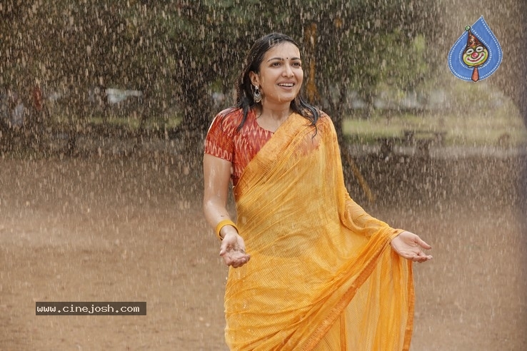 Catherine in Vadaladu Movie - 35 / 42 photos
