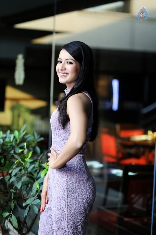 Catherine Tresa Latest Photo Shoot - 52 / 62 photos