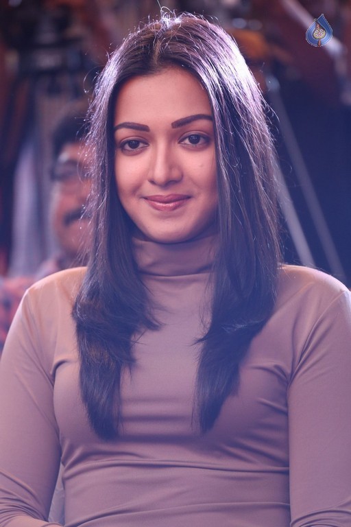 Catherine Tresa New Photos - 23 / 42 photos