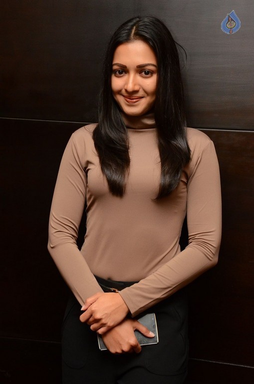 Catherine Tresa New Photos - 34 / 42 photos