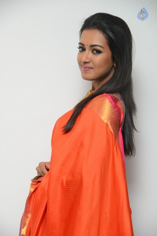 Catherine Tresa New Photos - 11 / 62 photos